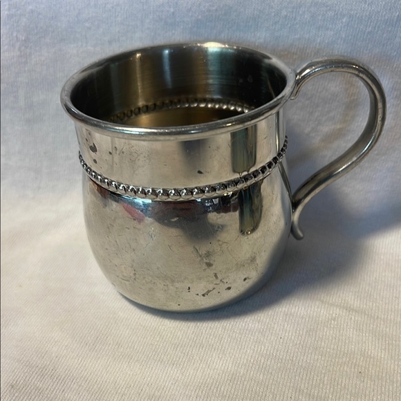 Quadruple plate and Redd and Barton baby cups - Picture 5 of 12